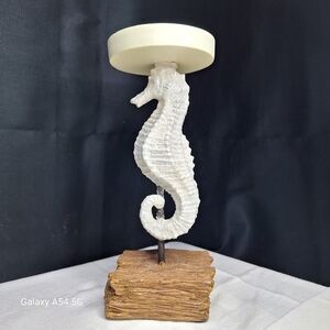 Seahorse pillar candle holder